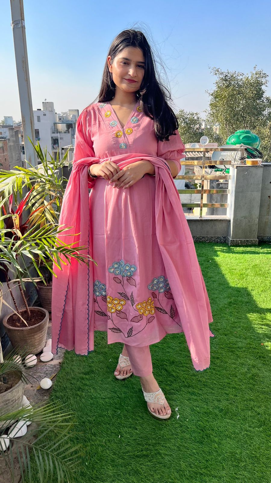 Elegant Pink Floral Kurta Set